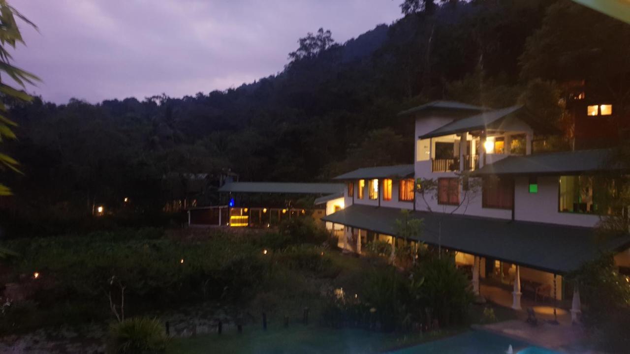 Sinharaja Forest Edge Deniyaya Exterior foto